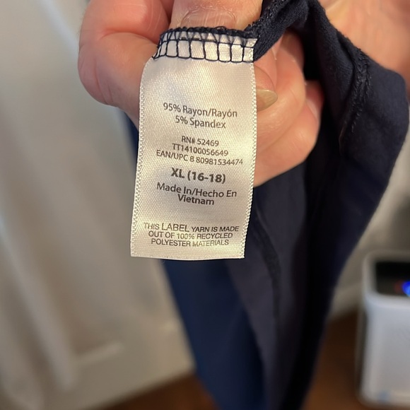 Navy blue mid length sleeveless dress. Size XL. Time and Tru brand. - Picture 5 of 5